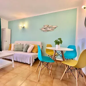 Casa Relu Urbanizacion Torres Del Castillo Appartamento